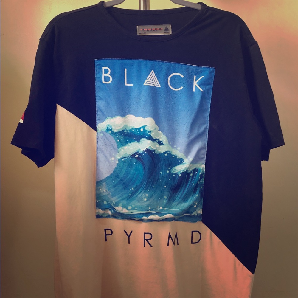 COPY - Black Pyramid Medium Tee Shirt